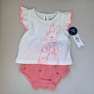 Baby Gap two piece set